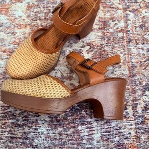 b.o.c. Tan and Brown Women's Mules